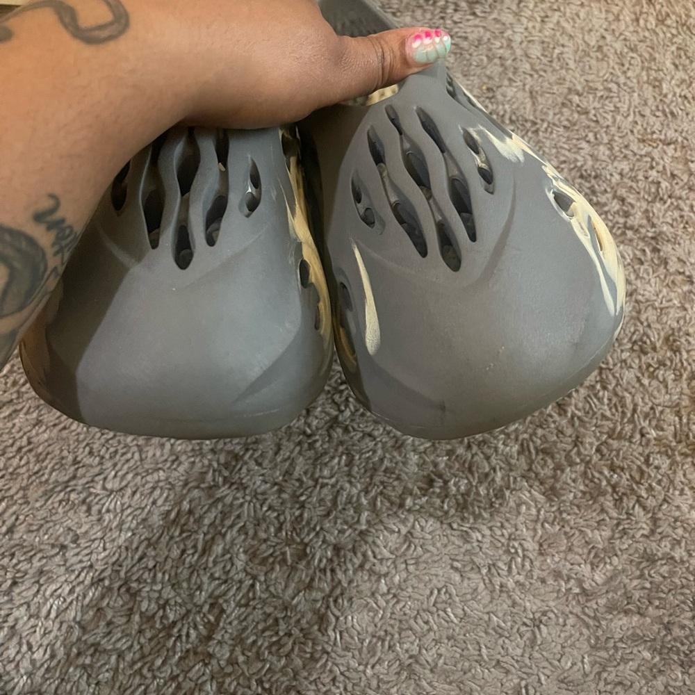 Yeezy foam runner *no box*